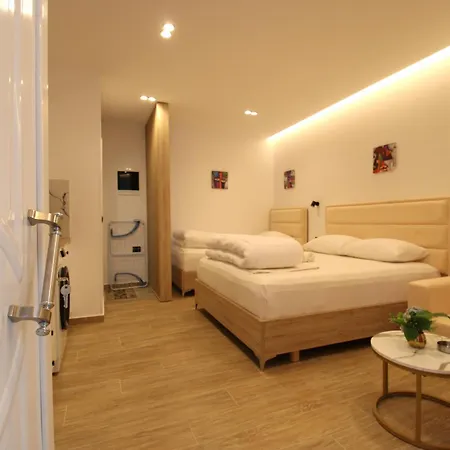 Reni Risi Deluxe Studio Sarande Exterior photo